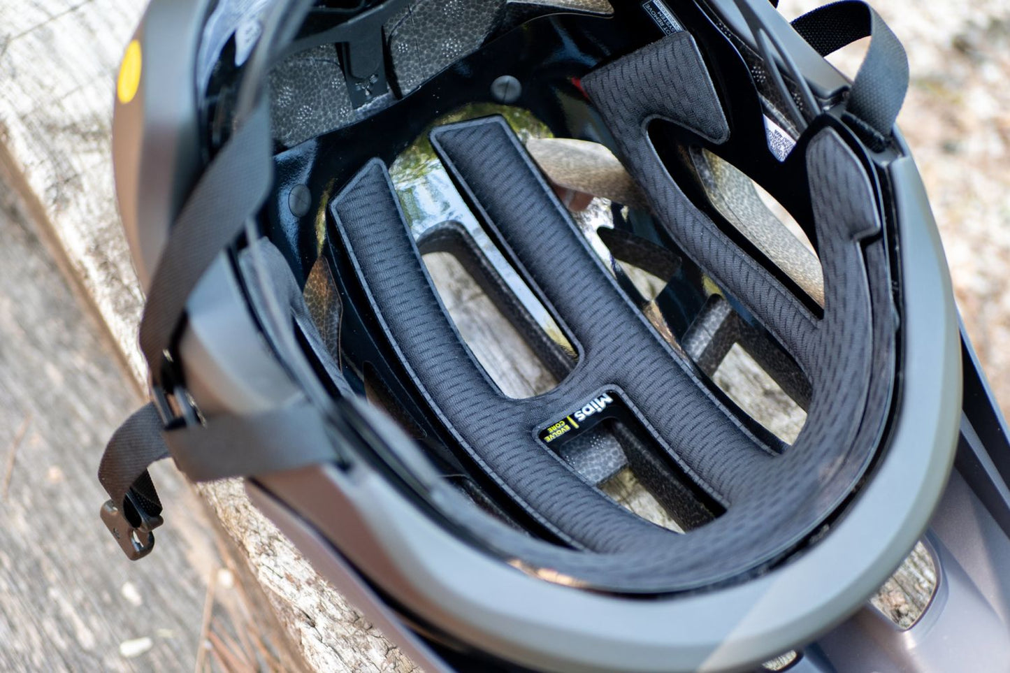 GIANT LIV ROOST MIPS HELMET AIR GLOW