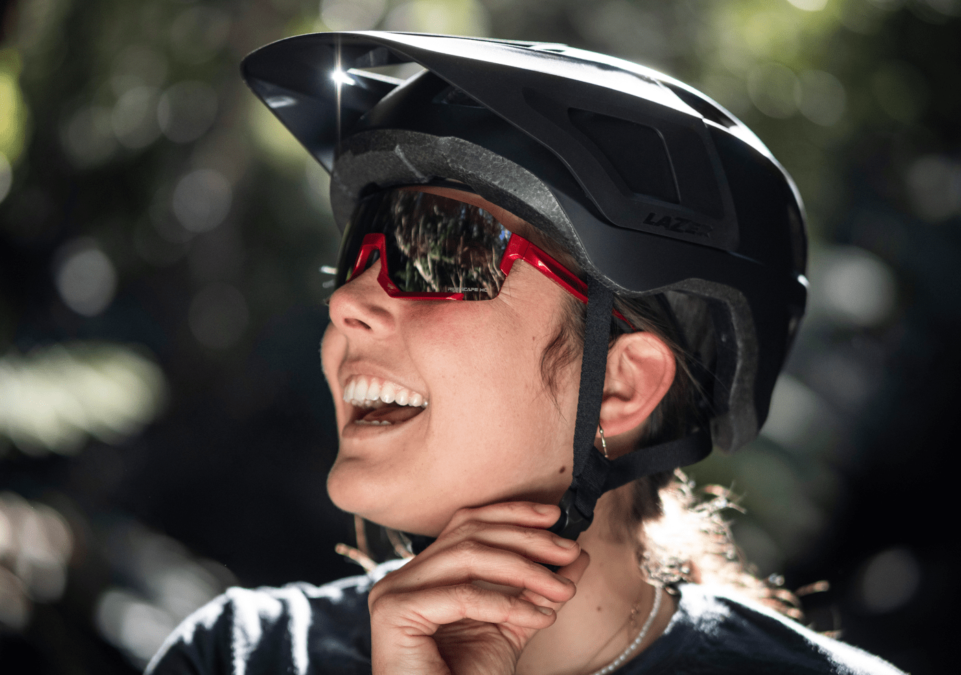 LAZER FINCH KINETICORE UNI-YOUTH HELMET - MATTE BLACK