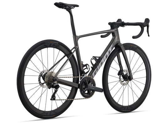 GIANT DEFY ADVANCED PRO 2 ROAD BIKE 2026 STEALTH CHROME