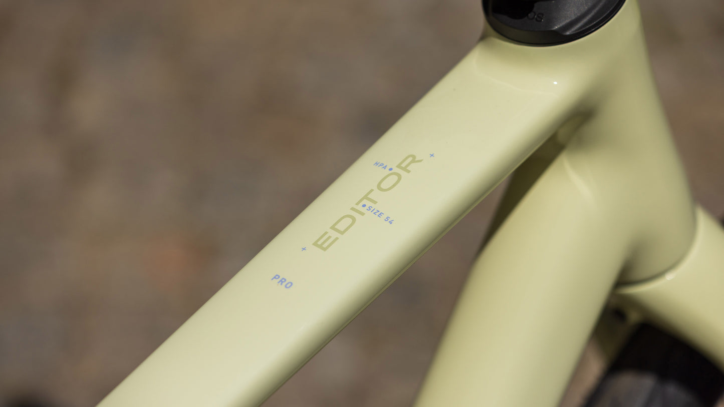 CUBE EDITOR PRO FITNESS BIKE 2027 MELLOWYELLOW 'N' LILAC