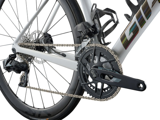 GIANT DEFY ADVANCED PRO 1 ROAD BIKE 2026 WHITE