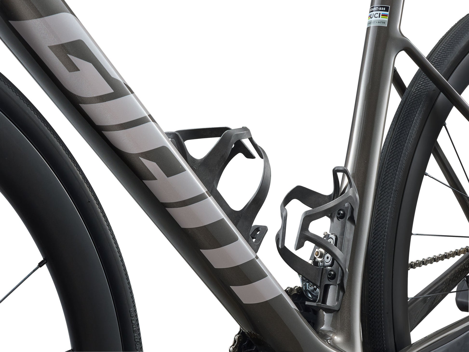 GIANT DEFY ADVANCED PRO 2 ROAD BIKE 2026 STEALTH CHROME