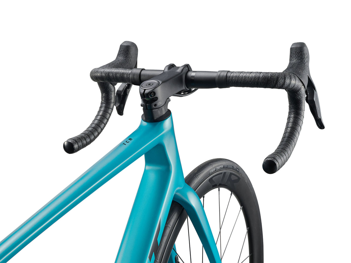 GIANT TCR ADVANCED 0 AXS ROAD BIKE 2027 SATIN TEAL