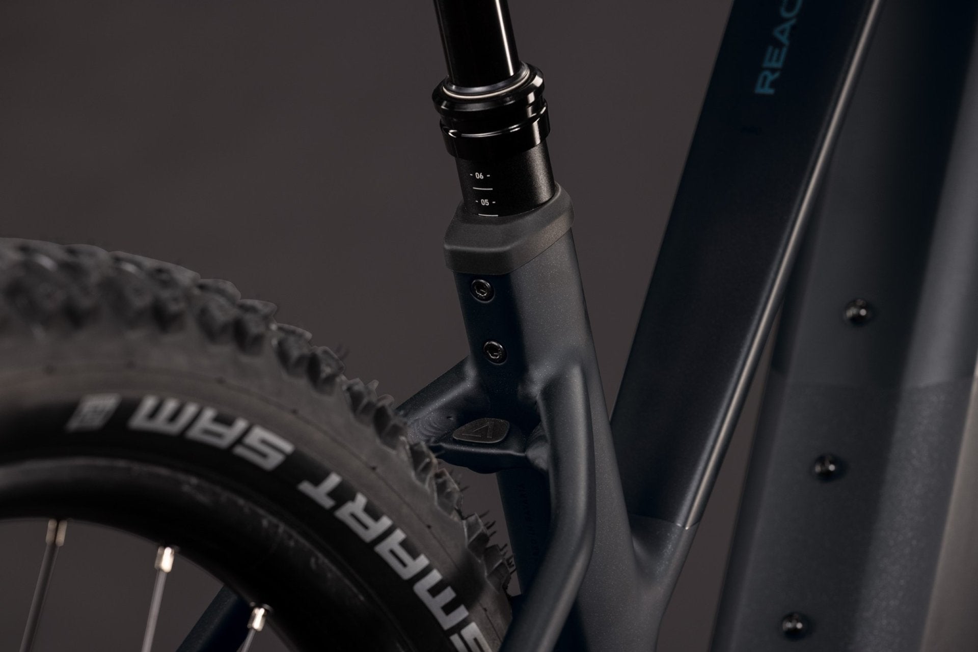 CUBE REACTION HYBRID PRO 800 HARDTAIL eMTB BIKE 2027 SILVERDUST 'N' PRISM (TRAPEZE)