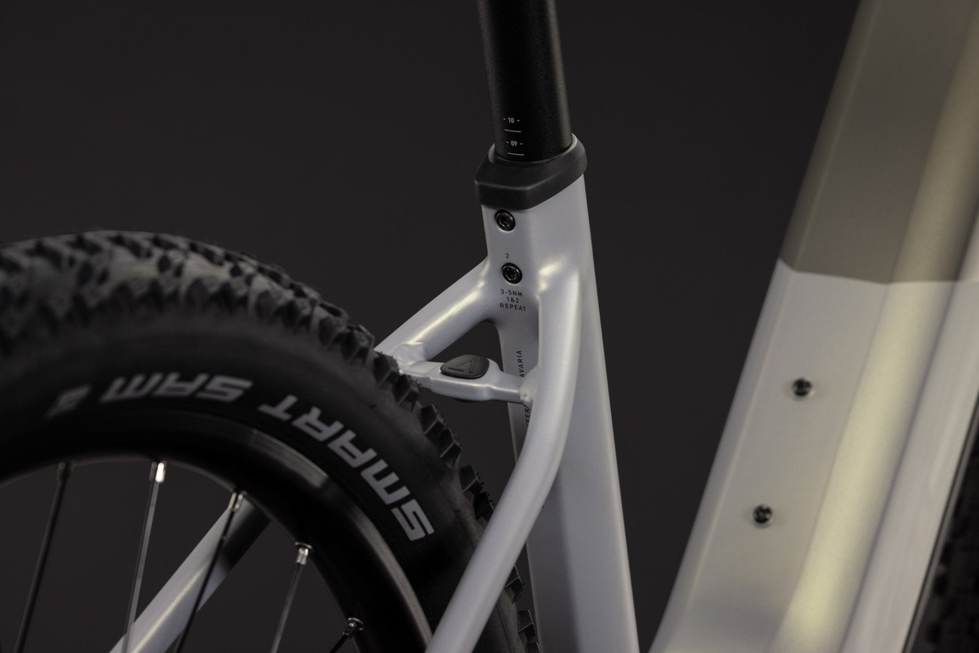 CUBE REACTION HYBRID ONE 720 HARDTAIL eMTB BIKE 2027 PEARLSILVER 'N' CHROME (EASY ENTRY)