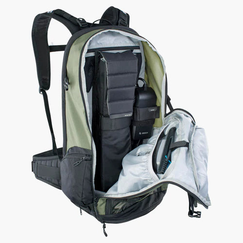 EVOC FR TOUR E-RIDE 30 PROTECTOR BACKPACK