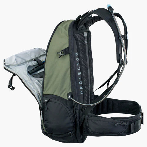 EVOC FR TOUR E-RIDE 30 PROTECTOR BACKPACK