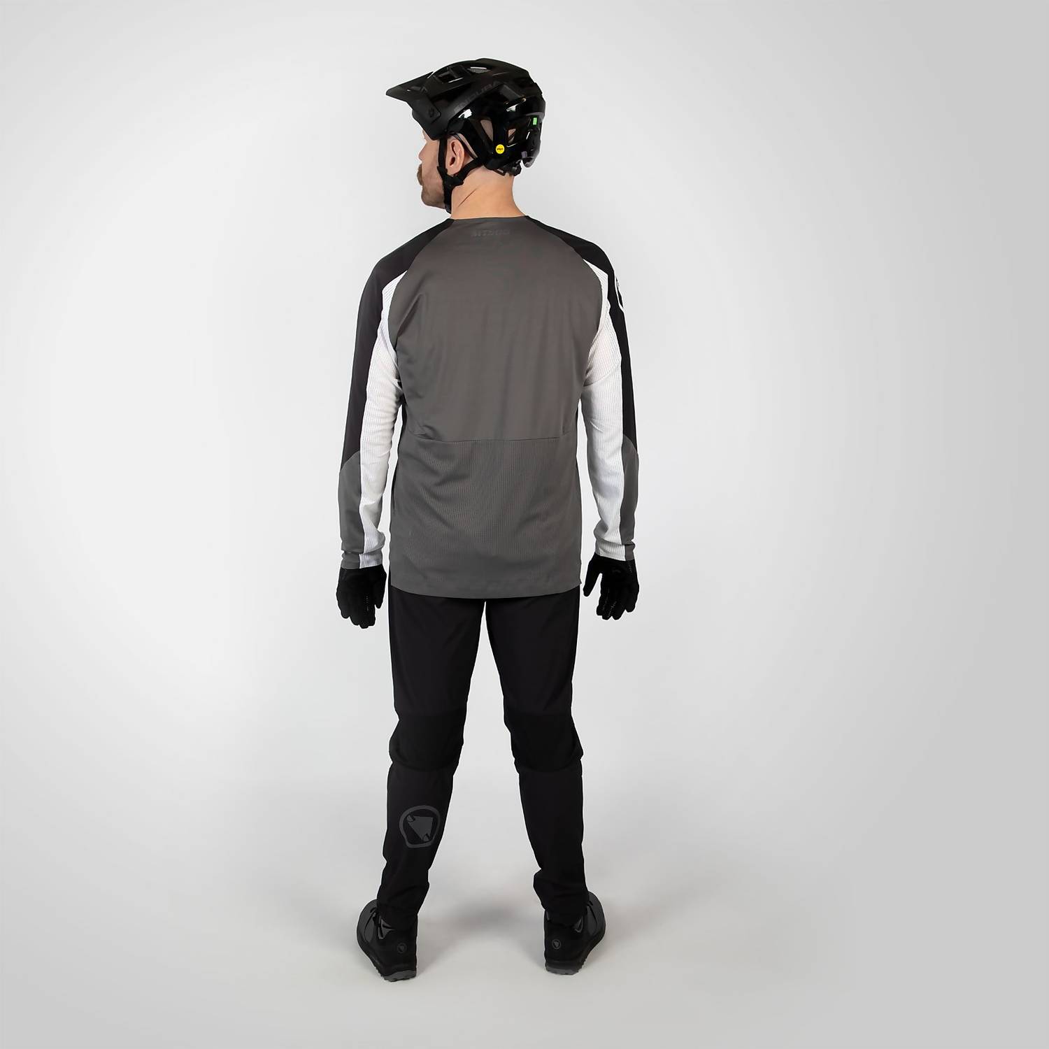 ENDURA MT500 BURNER LITE L/S JERSEY BLACK