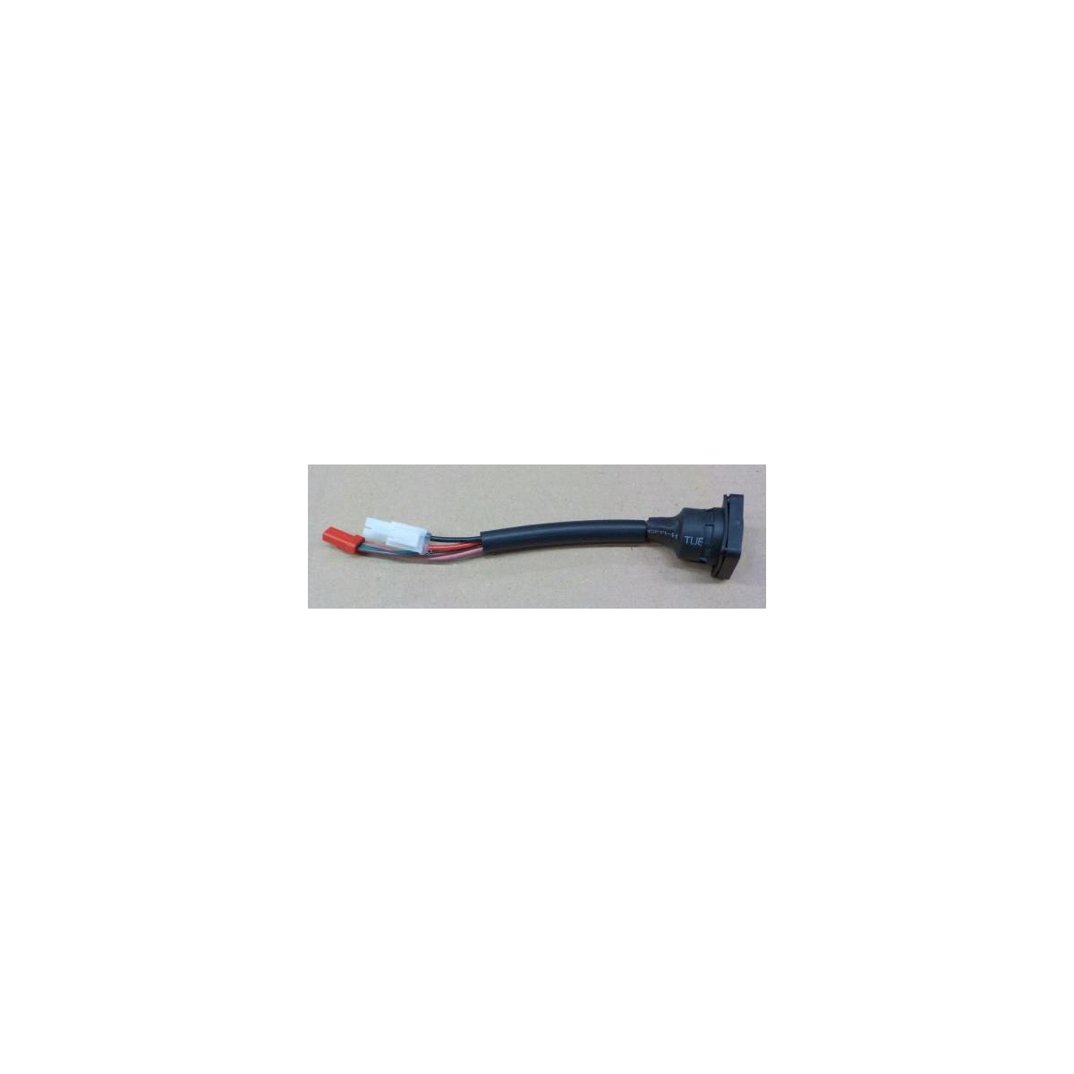 GIANT SGSYSTEM ON BOARD CHARGE CONNECTOR AND CABLE, 5PIN, 100mm