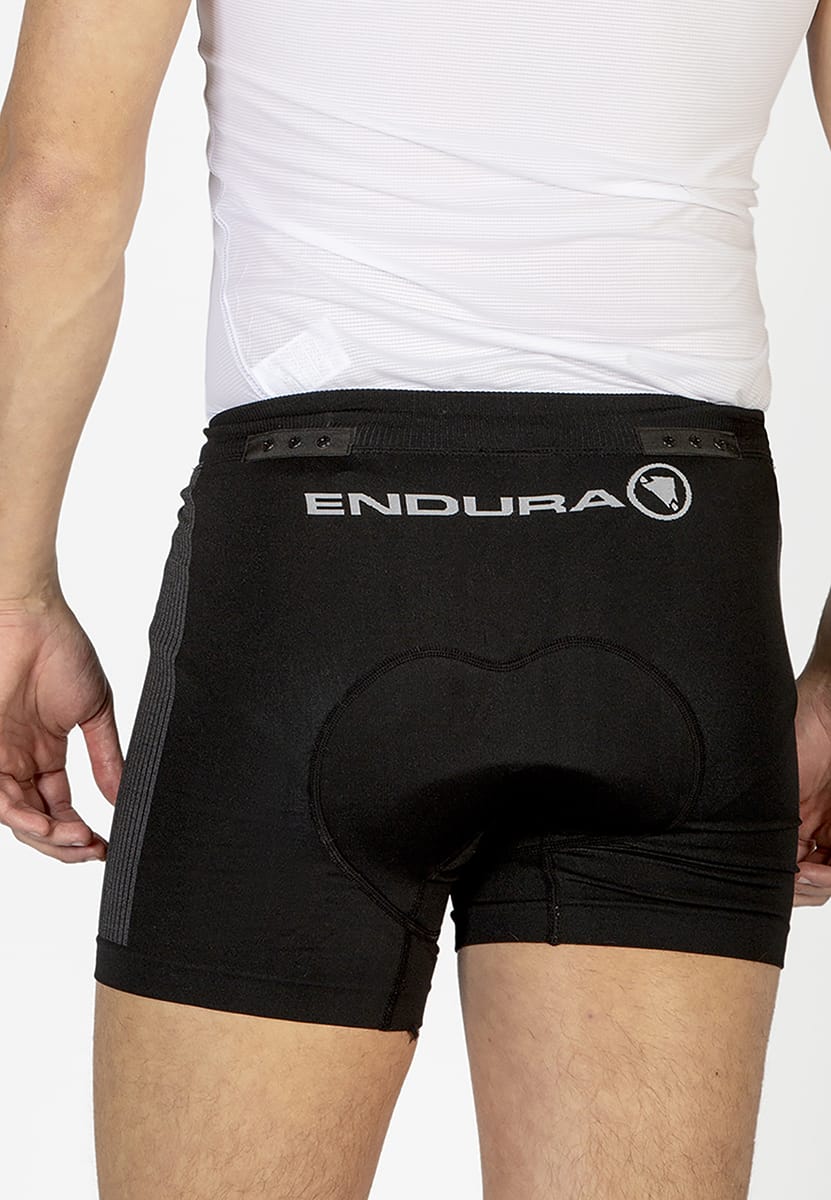 ENDURA ENGINEERED PADDED BOXER WITH CLICKFAST