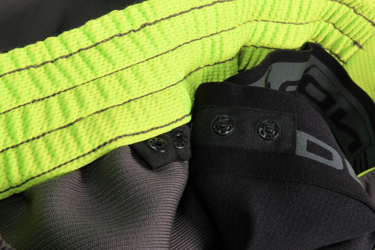 ENDURA HUMMVEE 3/4 SHORT II WITH LINER - GREY CAMO