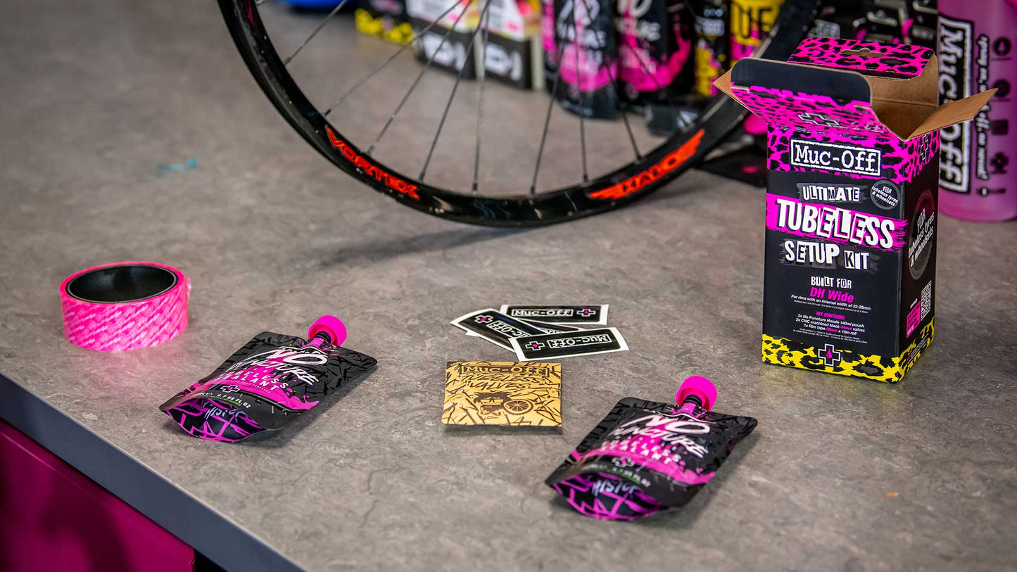 MUC-OFF ULTIMATE DH/PLUS TUBELESS SETUP KIT