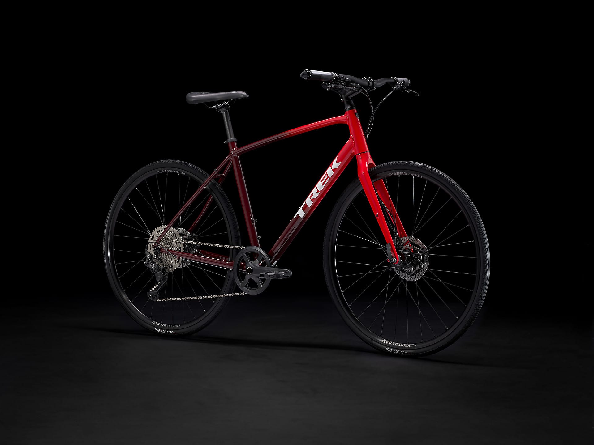 TREK FX 3 DISC HYBRID BIKE 2023 - VIPER RED TO COBRA BLOOD FADE