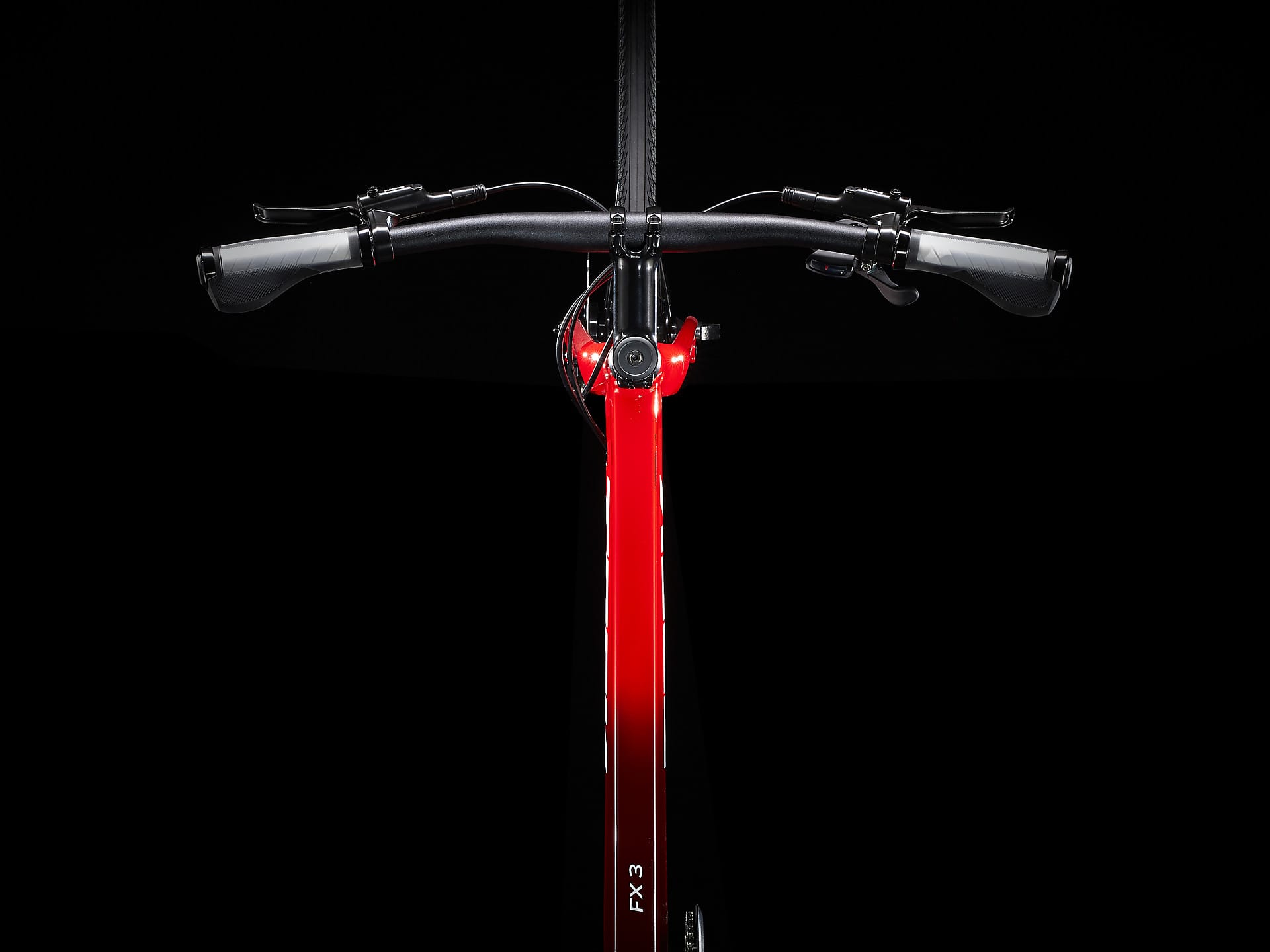 TREK FX 3 DISC HYBRID BIKE 2023 VIPER RED TO COBRA BLOOD FADE