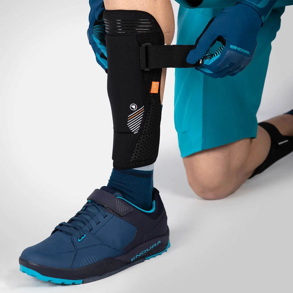 ENDURA MT500 D30 SHIN GUARD