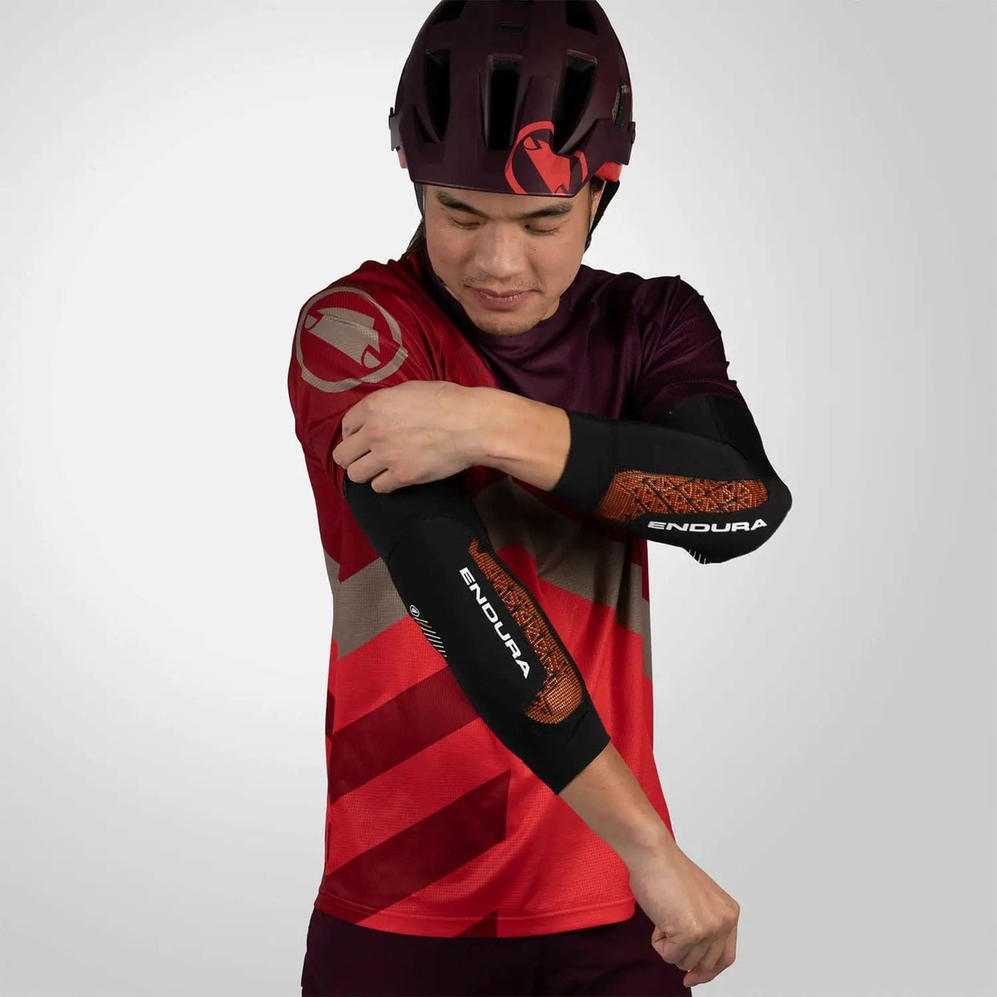 ENDURA MT500 D30 GHOST ELBOW PAD