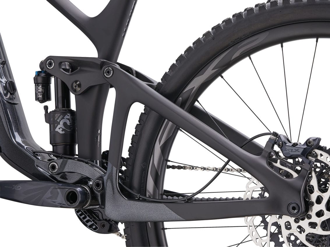 GIANT REIGN ADVANCED PRO 1 FULL SUSPENSION MTB BIKE 2023 - GLOSS BLACK DIAMOND/MATTE CARBON