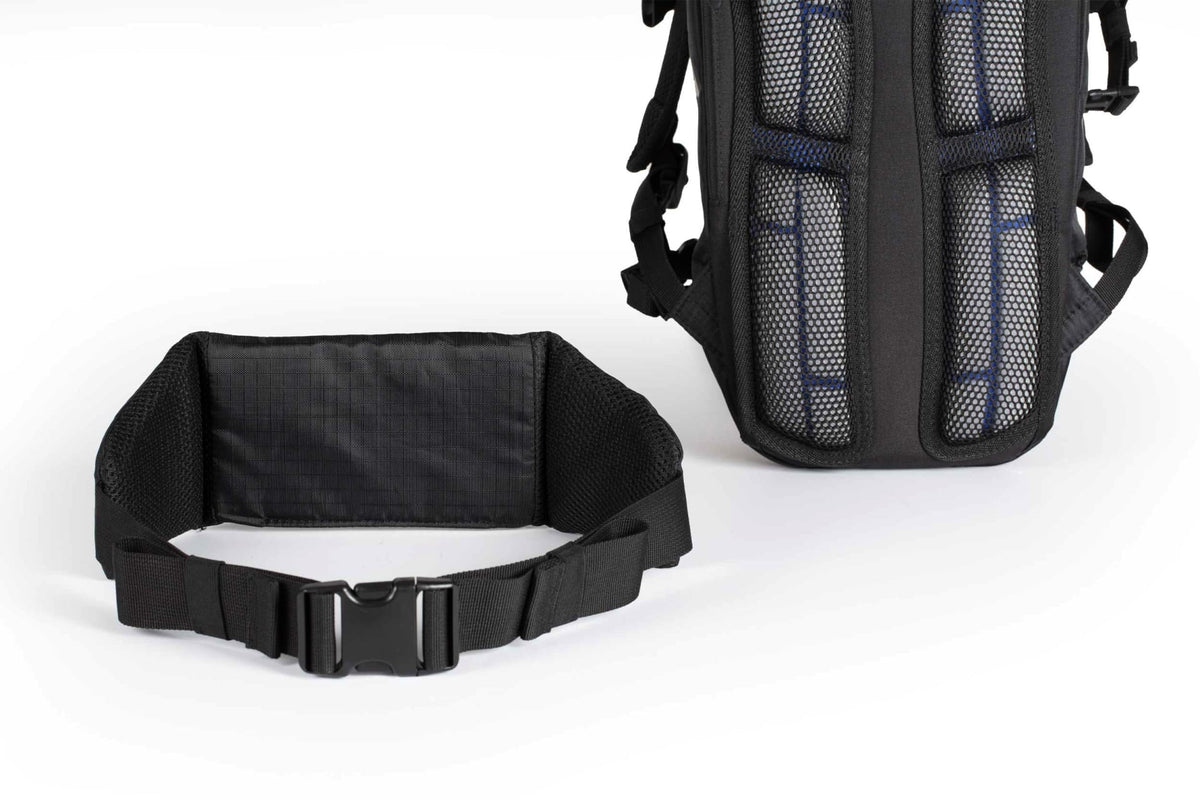 CUBE BACKPACK PURE 12 - BLACK