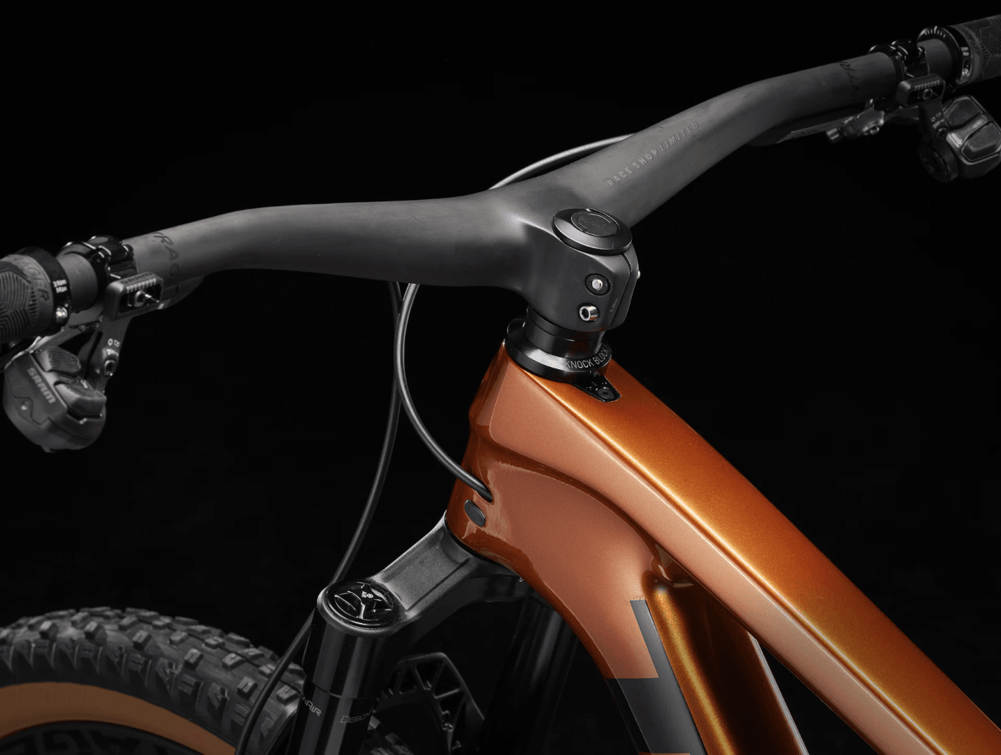 Trek 900 deals mountain bike