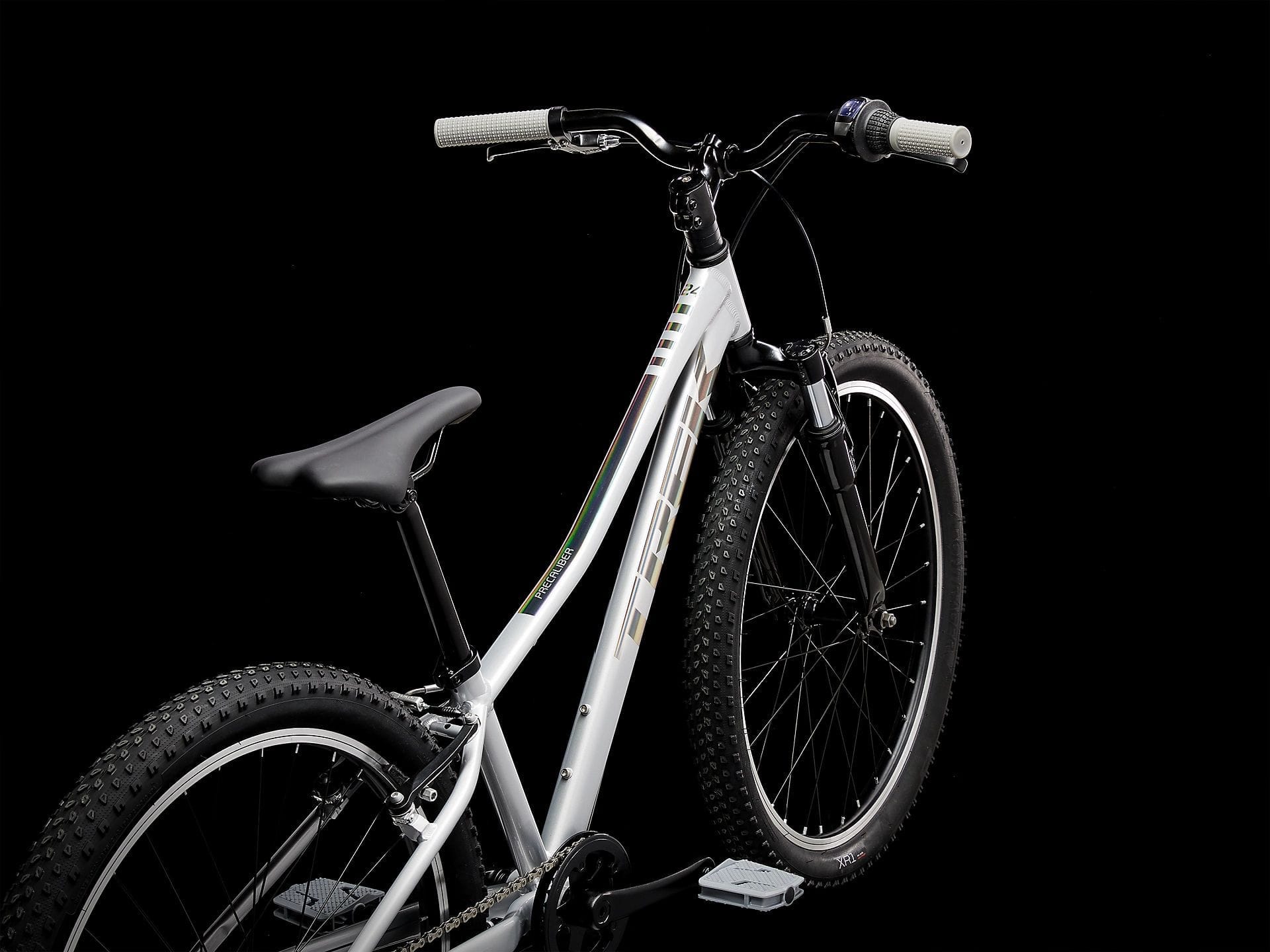 TREK PRECALIBER 24 8-SPEED SUSPENSION KID'S BIKE 2025 QUICKSILVER