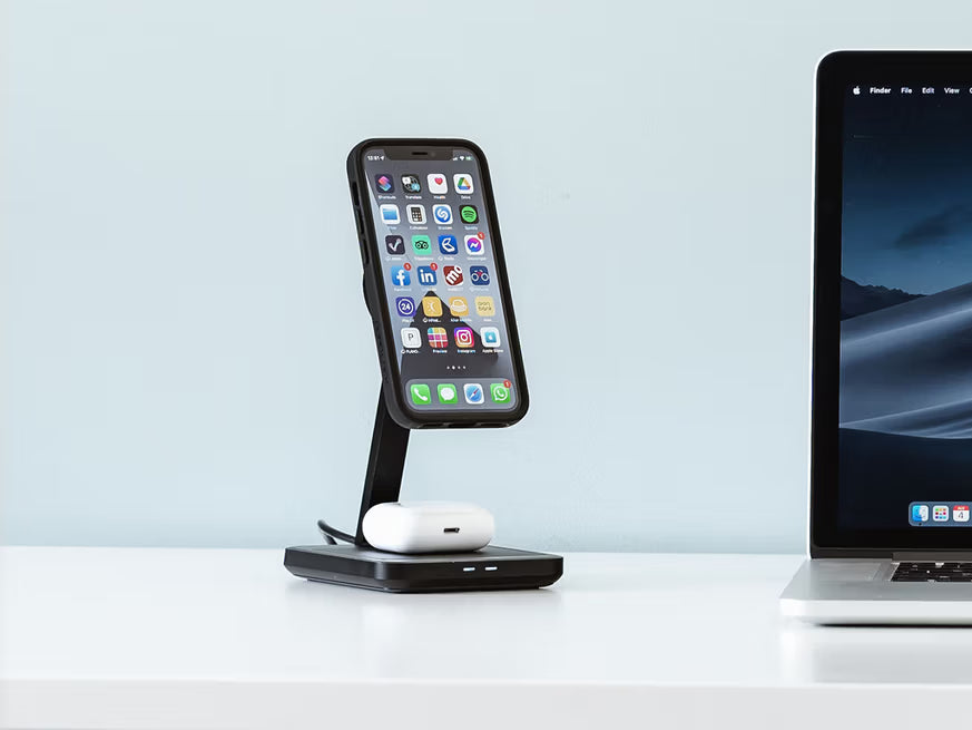 QUAD LOCK MAG DUAL DESKTOP WIRELESS CHARGER