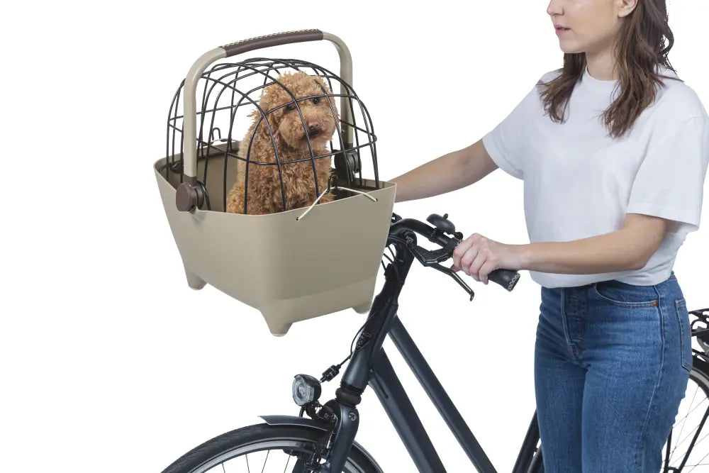 BASIL BUDDY FRONT DOG BICYCLE BASKET KF