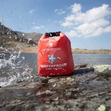 LIFESYSTEMS WATERPROOF FIRST AID KIT
