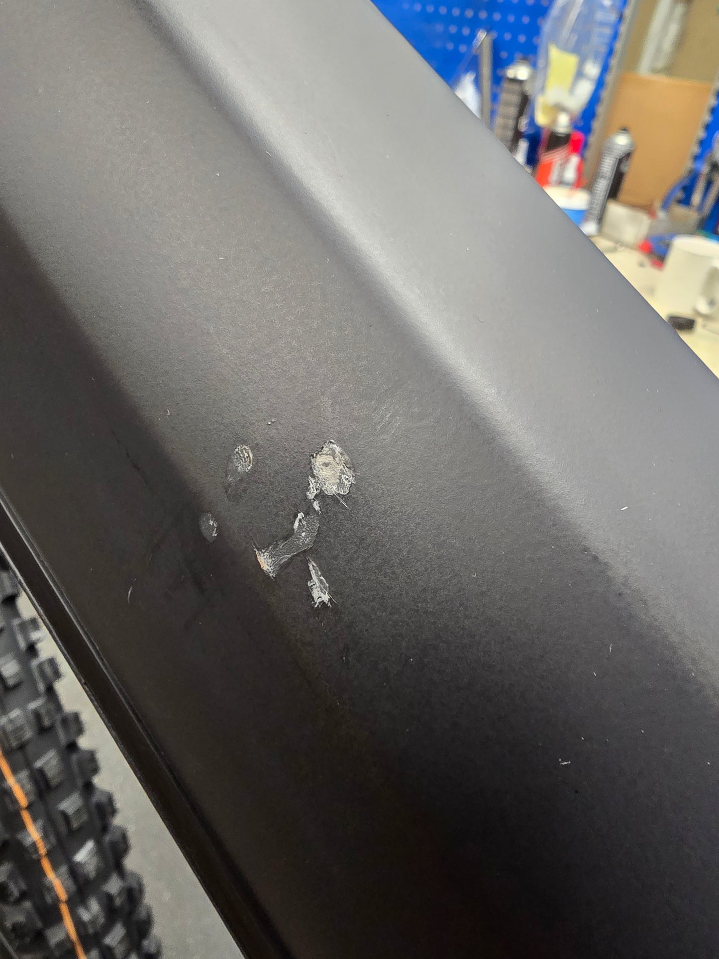 GIANT DEFY ADVANCED 0 ROAD BIKE 2025 GLOSS OCEAN TWILIGHT/CARBON SMOKE/CHROME **CHIPPED**