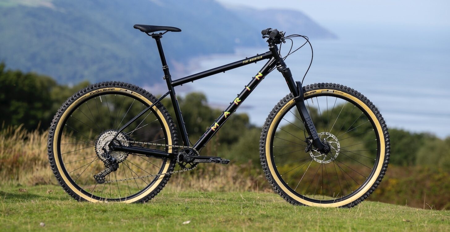 MARIN PINE MOUNTAIN 2 HARDTAIL MTB BIKE 2025 BLACK