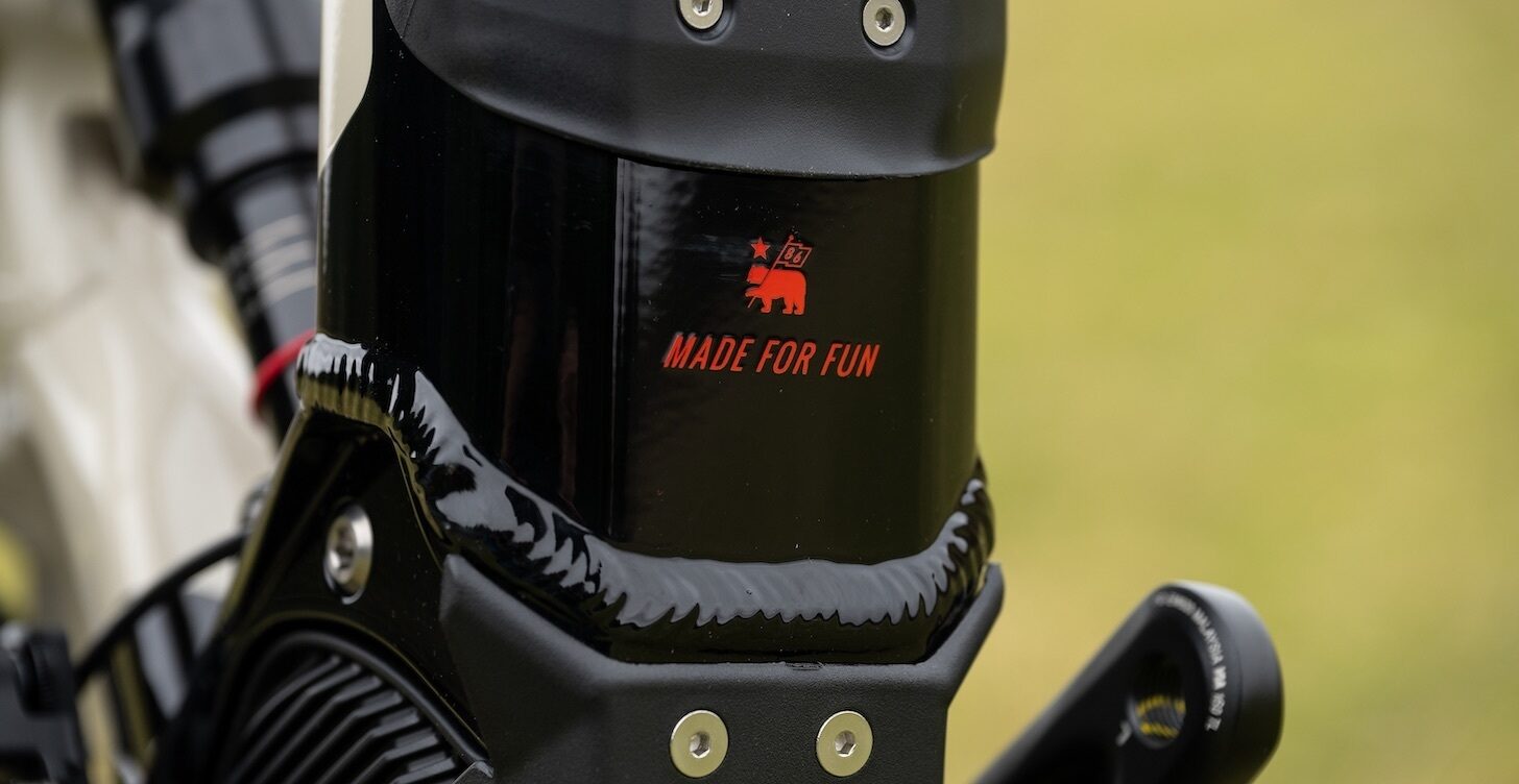 MARIN RIFT ZONE E1 FULL SUSPENSION eMTB BIKE 2025 TAN/BLACK