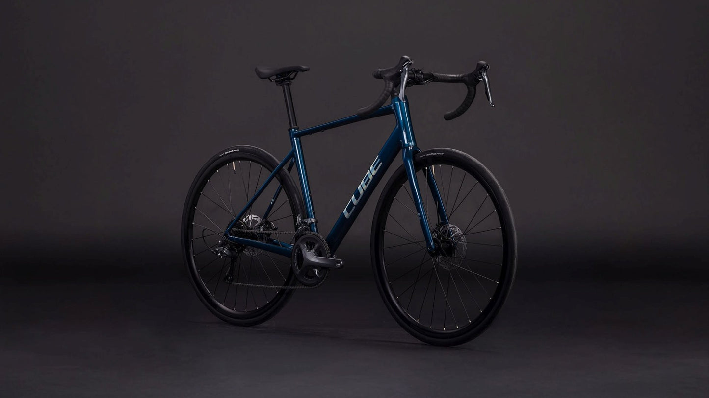 CUBE ATTAIN PRO ROAD BIKE 2026 NAUTICA' N 'PRISM