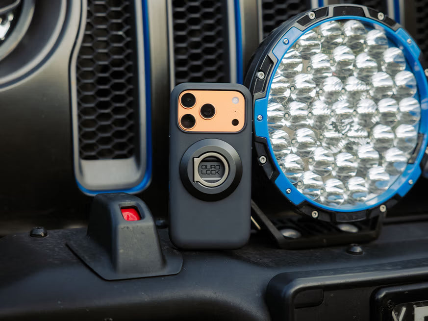 QUAD LOCK MAG PHONE RING/STAND AND BOTTLE OPENER