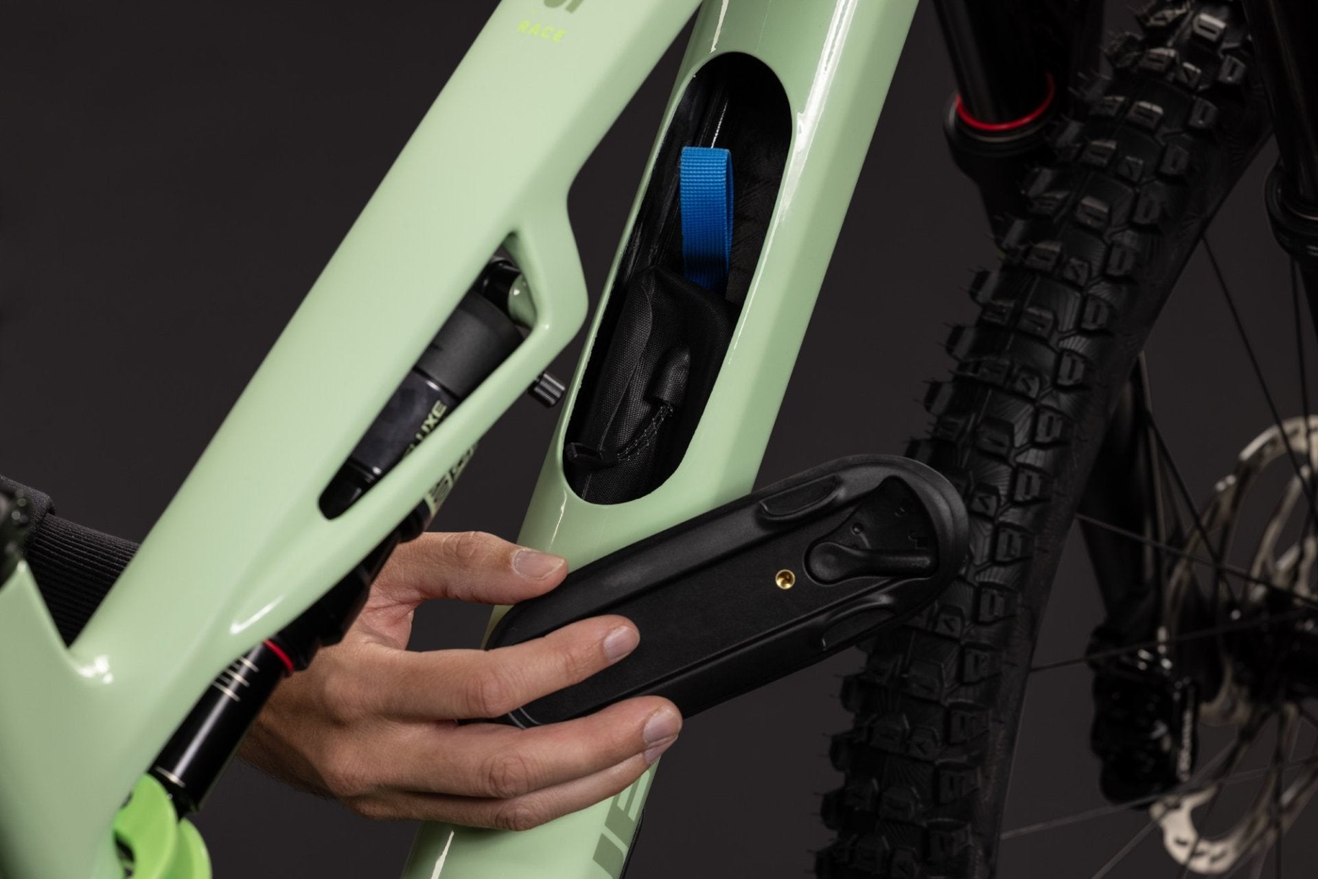 CUBE STEREO HPC RACE MTB BIKE 2027 LINDGREEN 'N' GREEN