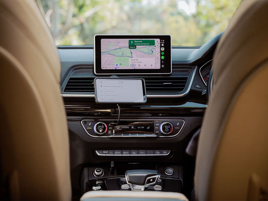 QUAD LOCK WIRELESS CARPLAY/ANDROID AUTO ADAPTOR