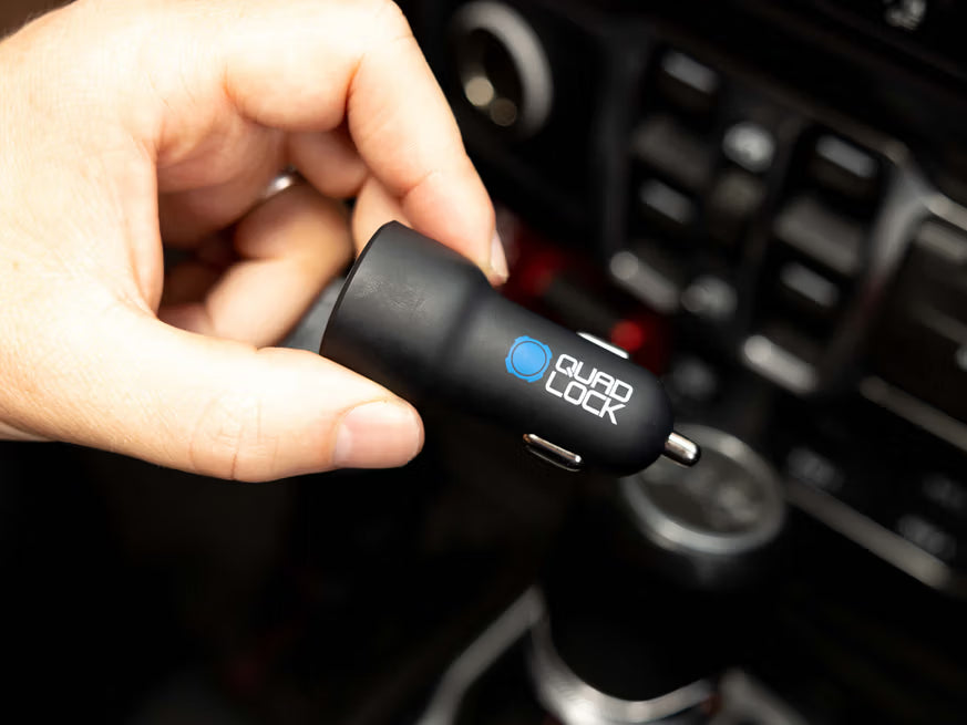 QUAD LOCK 48W DUAL USB 12V CAR CHARGER