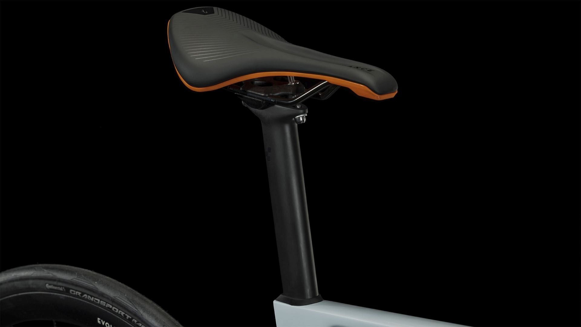 CUBE AGREE C:62 PRO ROAD BIKE 2023 WHITE ´N´ ORANGE