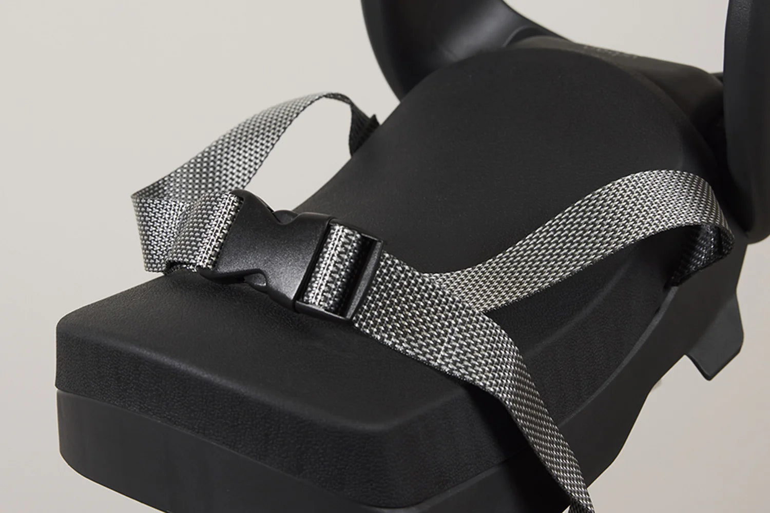 URBAN IKI JUNIOR BIKE SEAT MIK HD