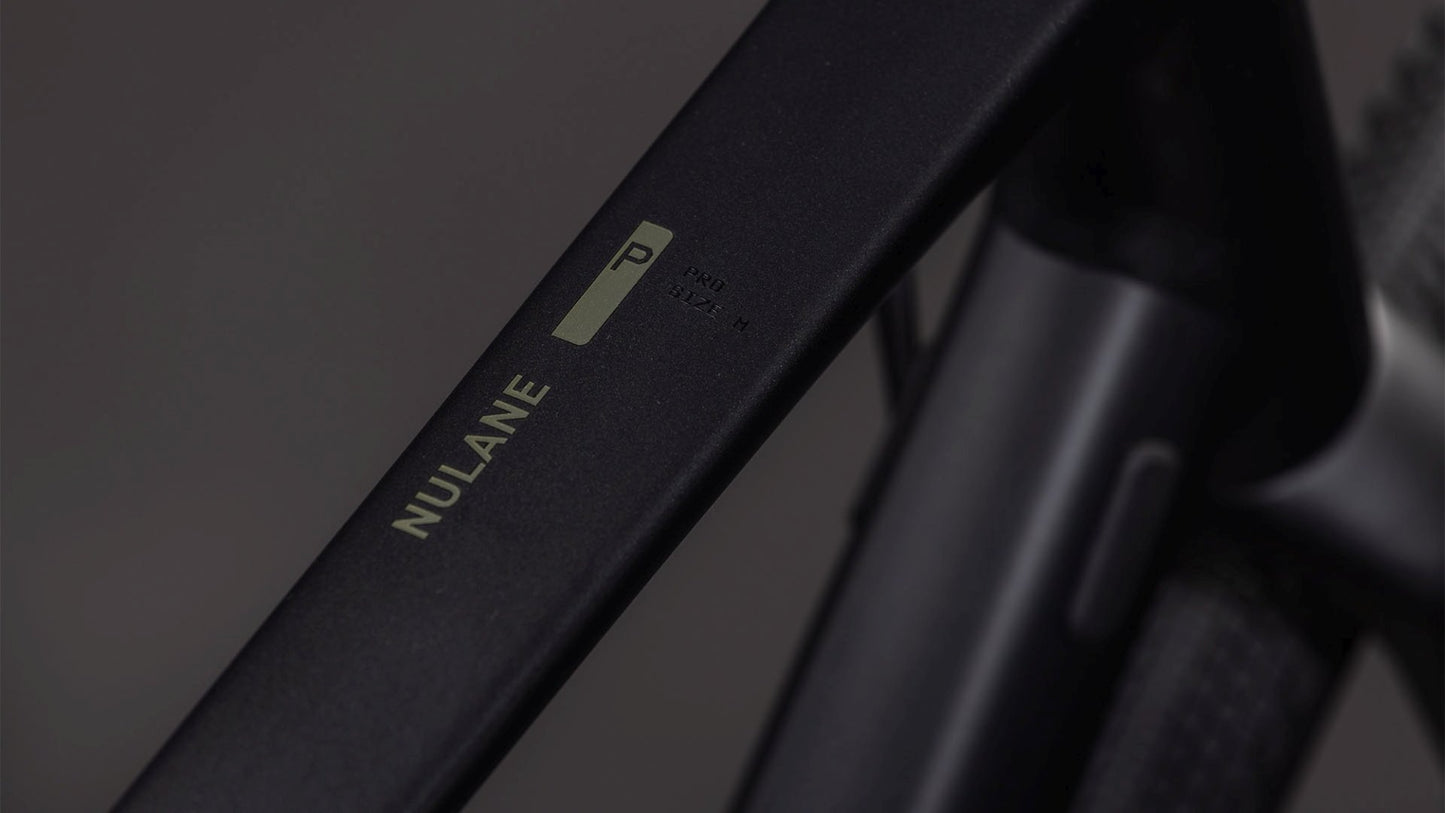 CUBE NULANE PRO GRAVEL BIKE 2026 GREY' N 'CHROME