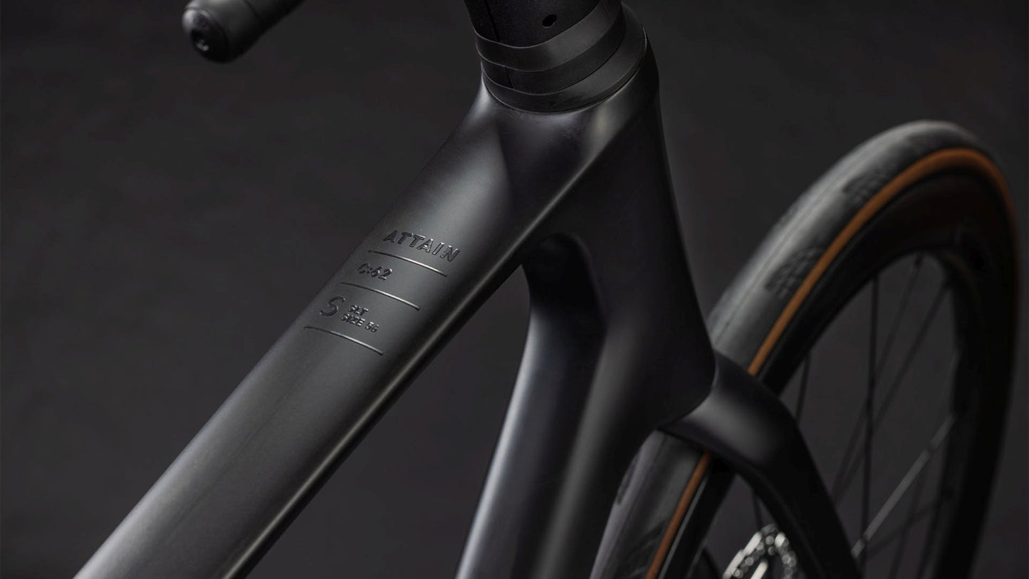 CUBE ATTAIN C:62 SLT ROAD BIKE 2026 CARBON' N 'COALCHROME