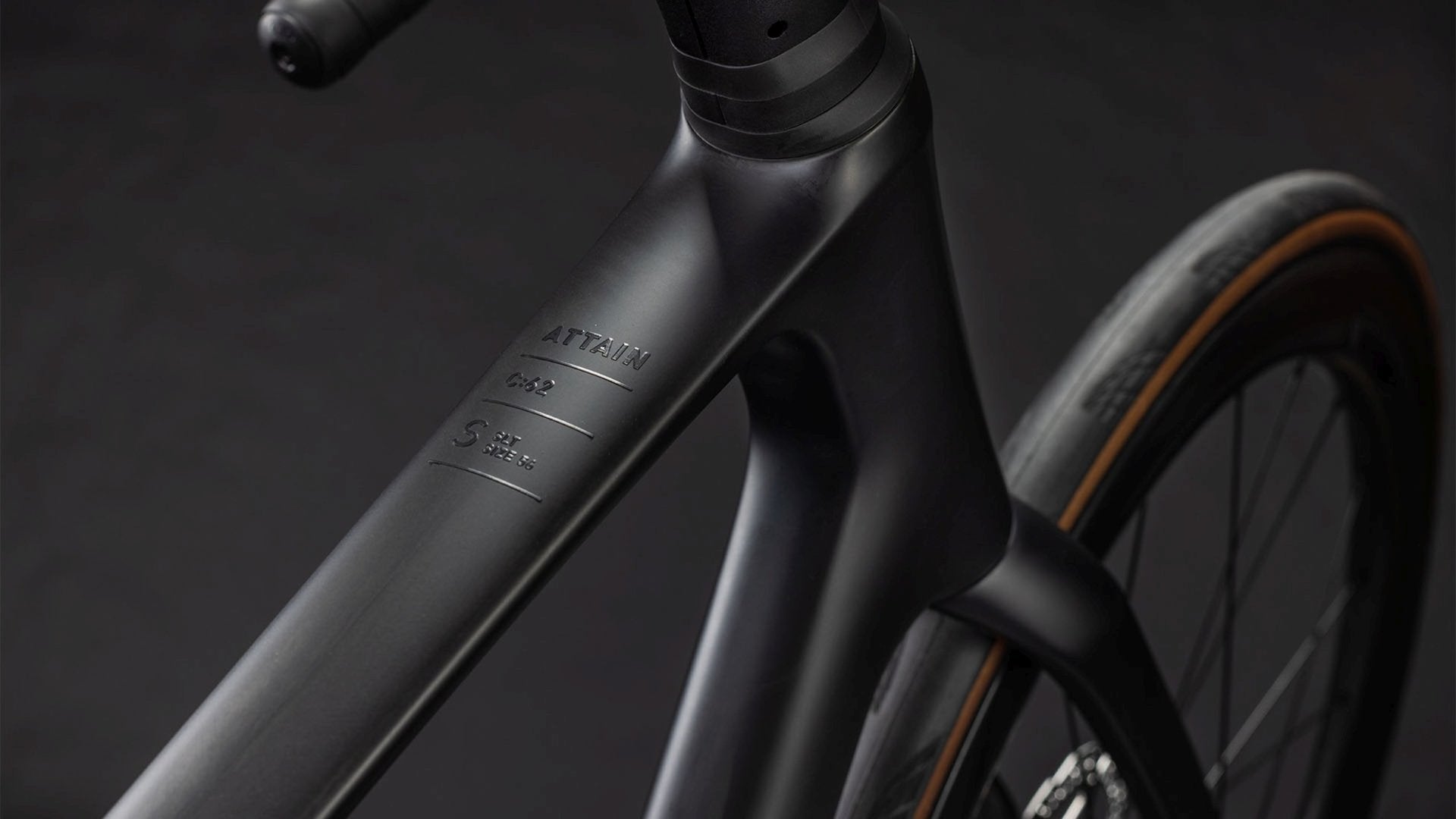 CUBE ATTAIN C:62 SLT ROAD BIKE 2026 CARBON' N 'COALCHROME