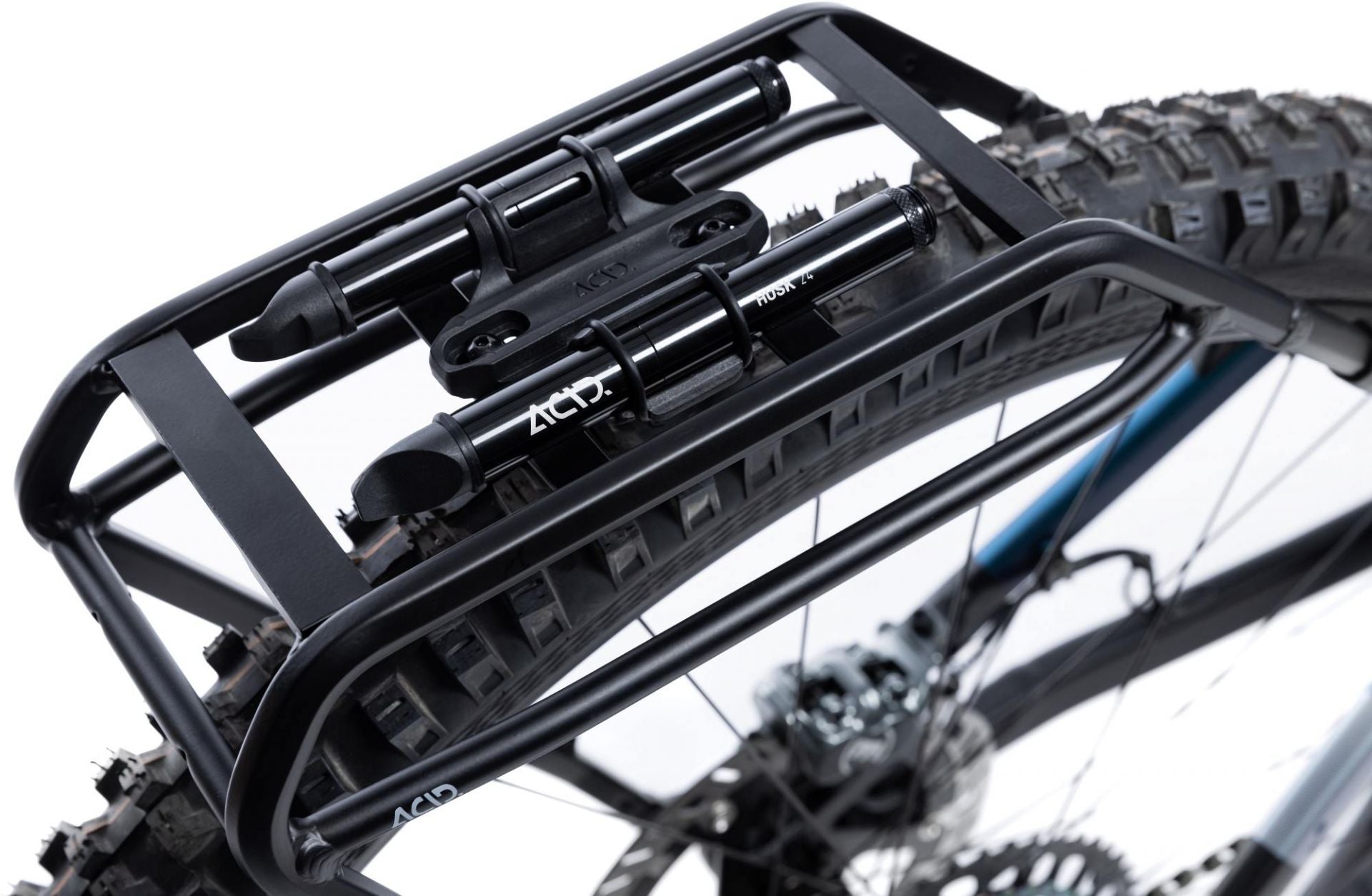 CUBE ACID CARRIER FULL SUSPENSION RILINK AXLE MOUNT