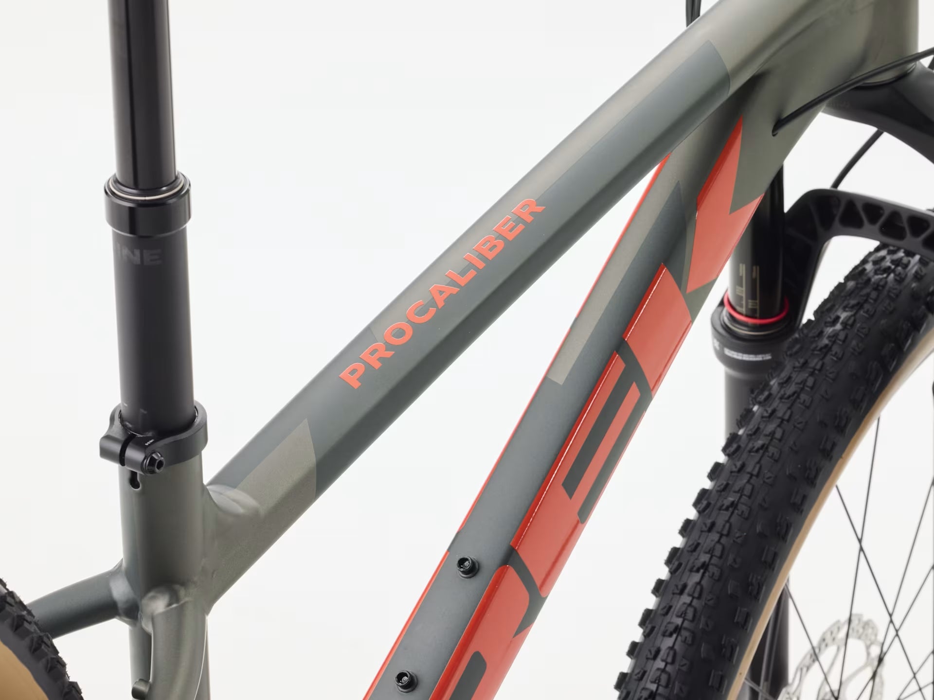 TREK PROCALIBER 8 HARDTAIL MTB BIKE 2026 MATTE MERCURY/LITHIUM GREY