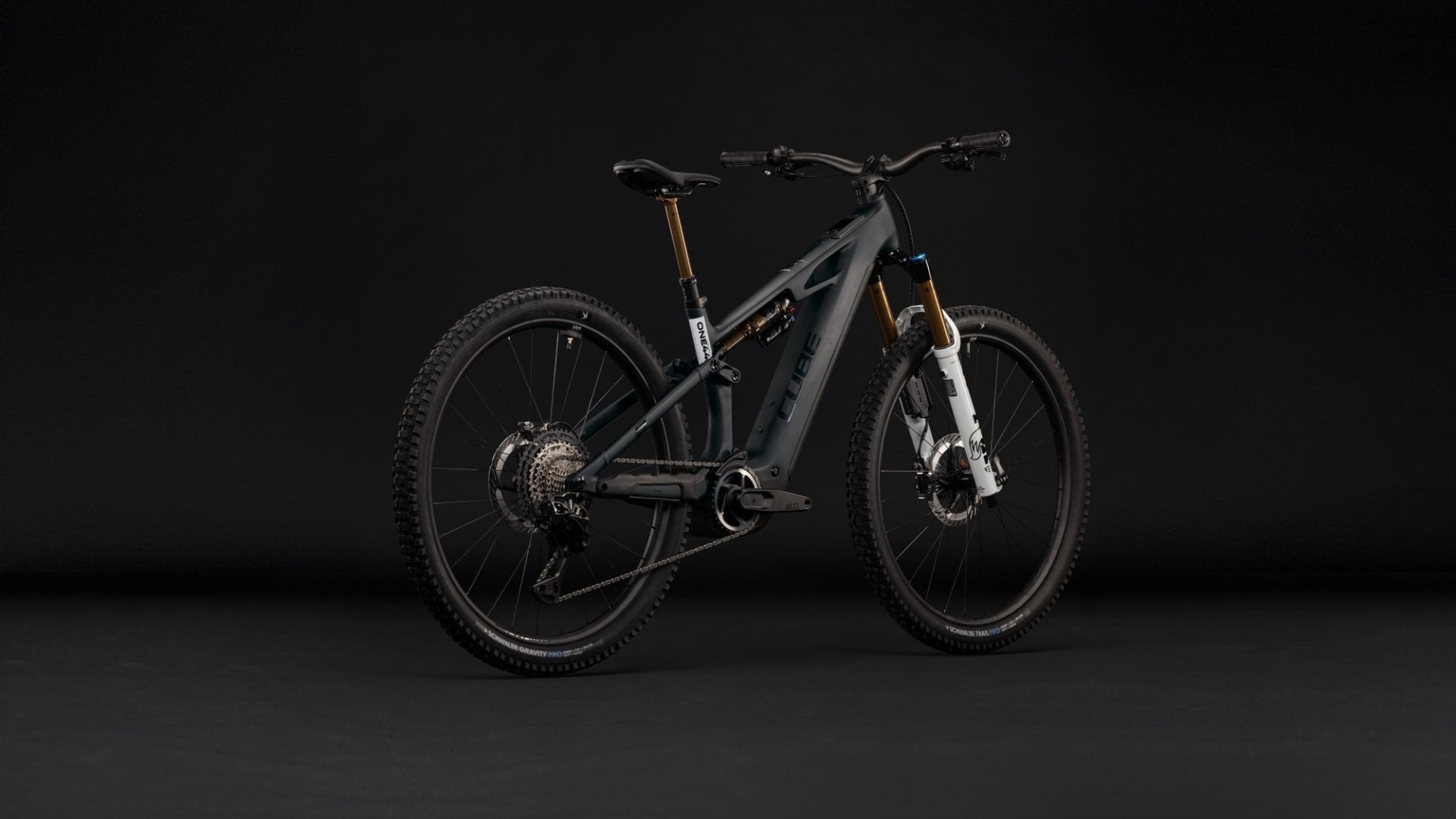 CUBE STEREO HYBRID ONE44 HPC AT 800 eMTB BIKE 2027 CARBON 'N' WHITE