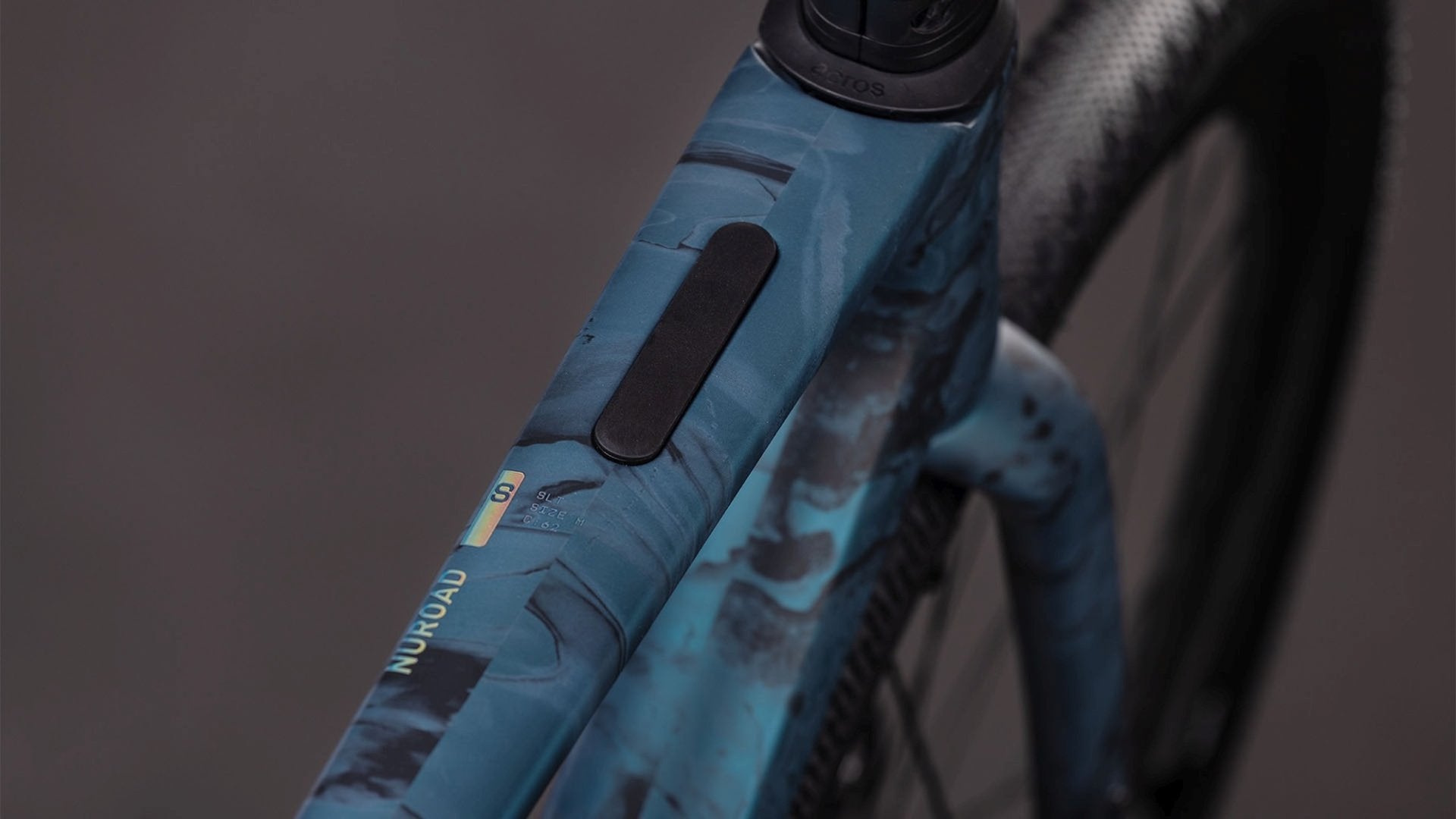 CUBE NUROAD C:62 SLT GRAVEL BIKE 2026 ROYALGREEN' N 'FUME