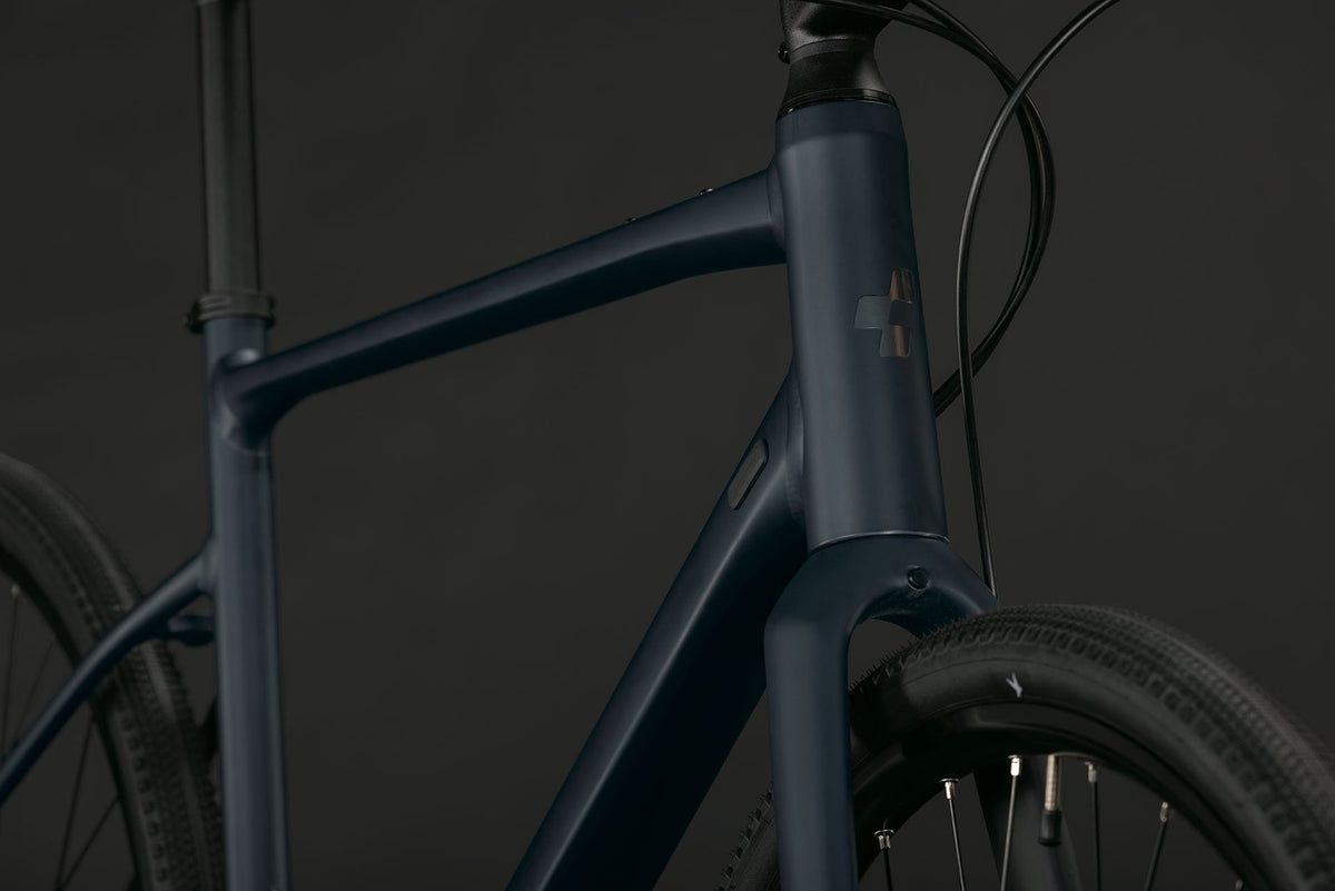 CUBE NULANE PRO GRAVEL BIKE 2027 NIGHT 'N' CHROME