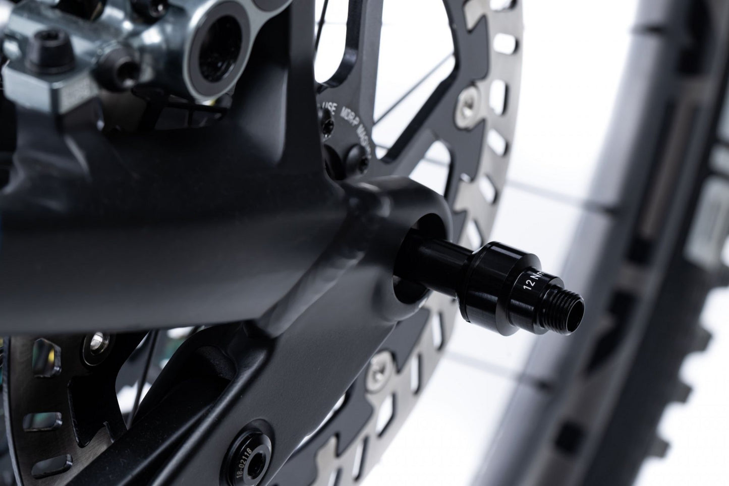 CUBE ACID CARRIER FULL SUSPENSION RILINK AXLE MOUNT