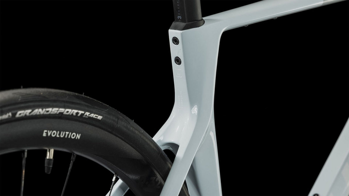 CUBE AGREE C:62 PRO ROAD BIKE 2023 WHITE ´N´ ORANGE