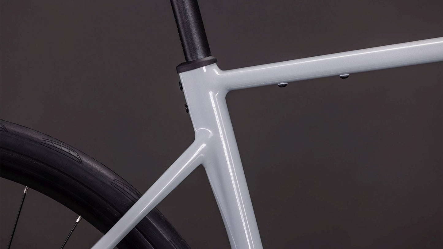 CUBE ATTAIN RACE ROAD BIKE 2026 FOGGREY' N 'SHIFT