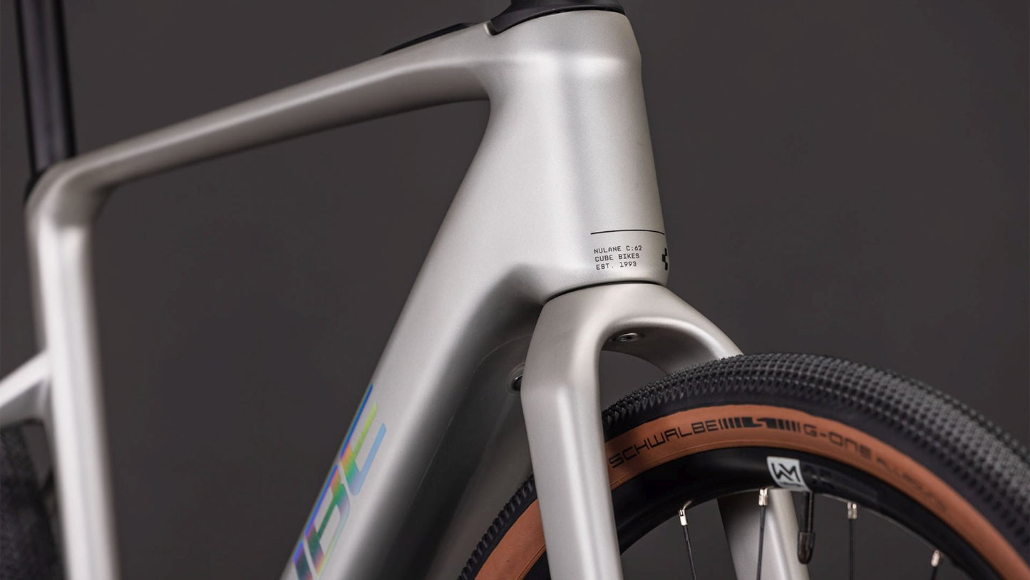 CUBE NULANE HYBRID C:62 RACE 400X eGRAVEL BIKE 2026 SLEEKGREY' N 'PRISM