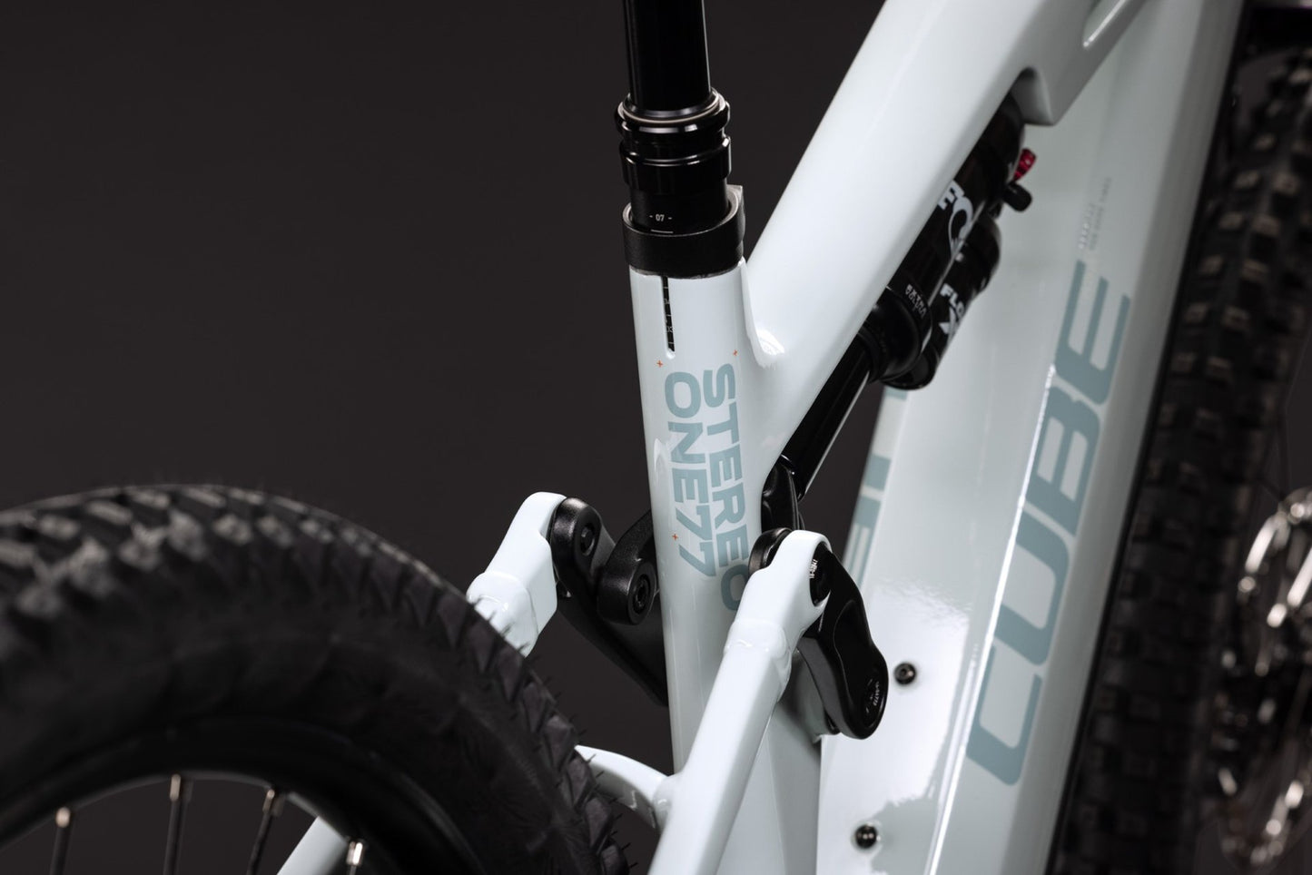 CUBE STEREO HYBRID ONE77 HPC SLX 800 eMTB BIKE 2027 HINTOFMINT 'N' ORANGE